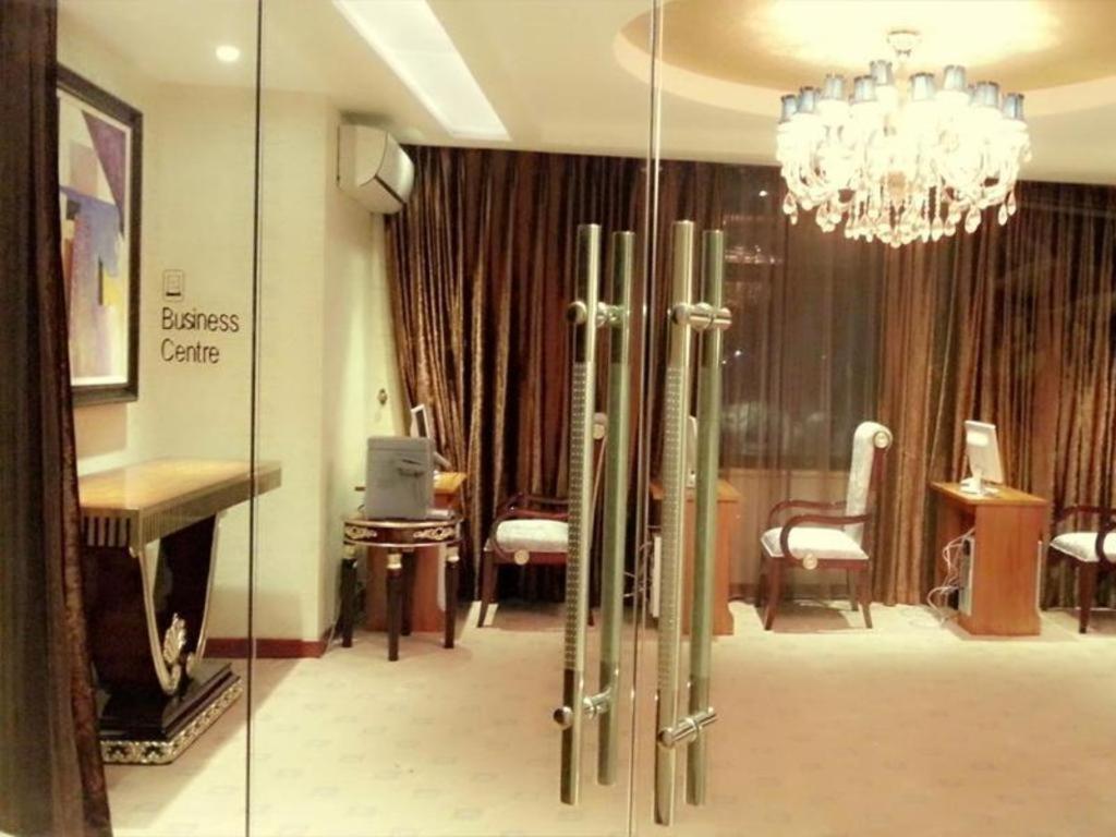 Naypyidaw Star World Hotel מראה חיצוני תמונה