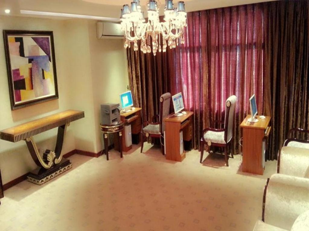 Naypyidaw Star World Hotel מראה חיצוני תמונה