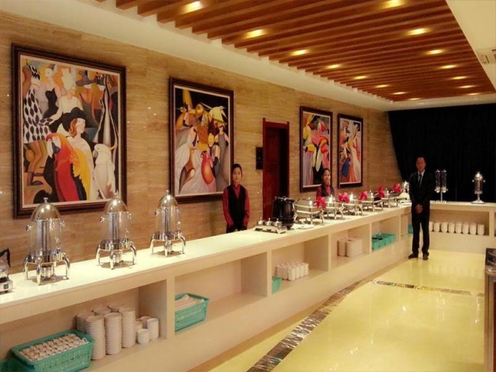 Naypyidaw Star World Hotel מראה חיצוני תמונה